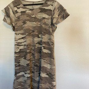 Camo maternity shift dress with ruffle sleeves size large